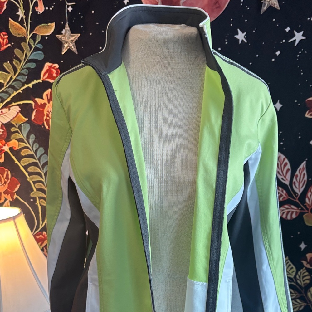 Made for Life Women’s zip up Green and Gray Jacket
